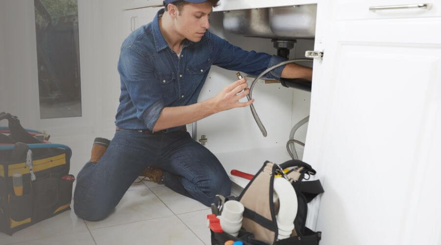 Emergency Leak Repair in Oakdale, LA